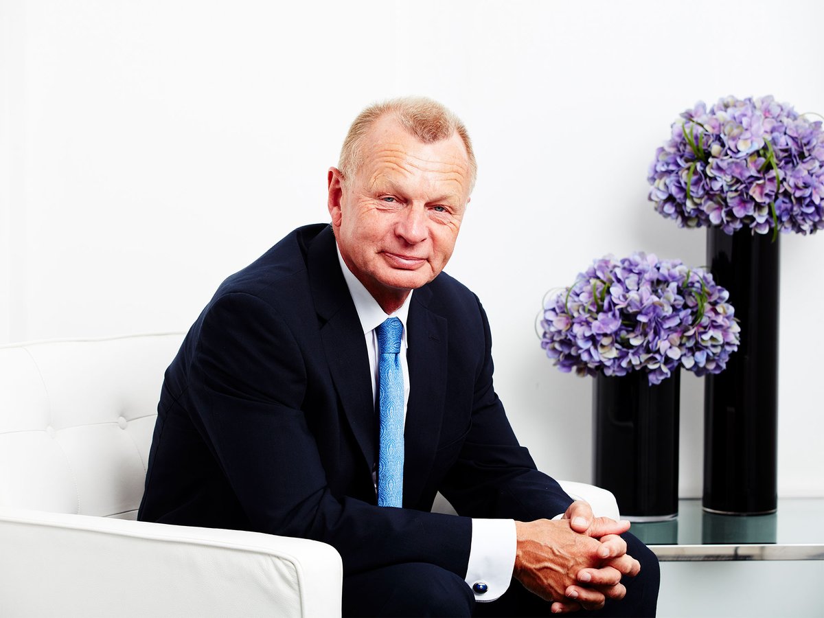 Chair Paul Lester WebBanner Chair Paul Lester WebBanner