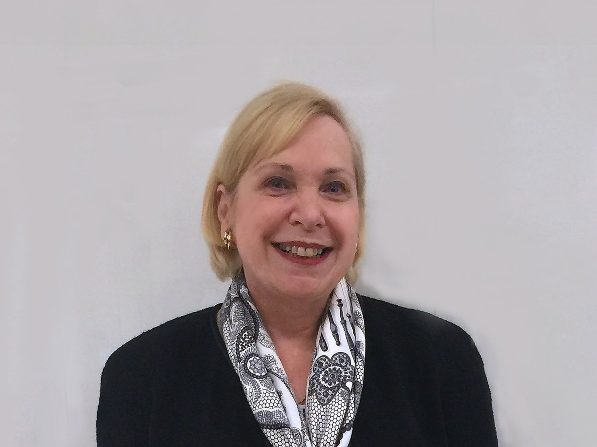 Chair_WendeenEolis_WebBanner Chair_WendeenEolis_WebBanner